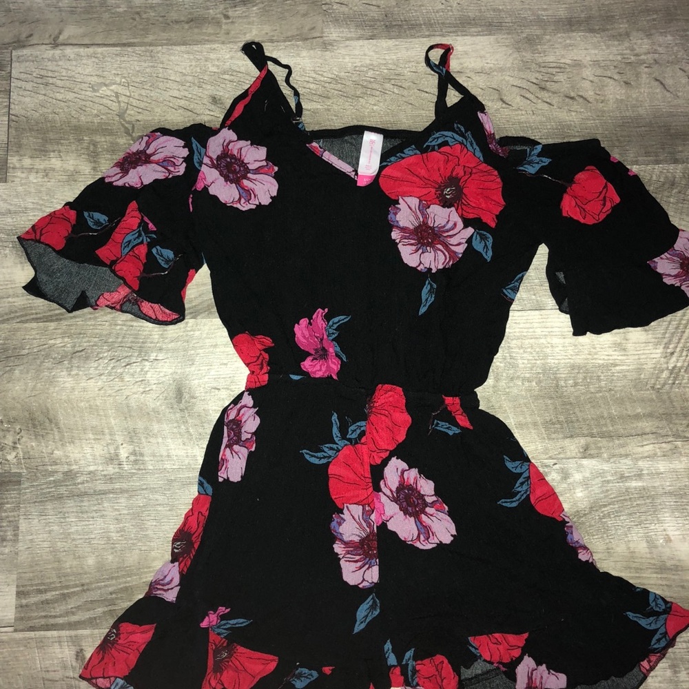Floral off the shoulder romper